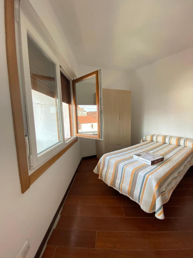 Amplio Apartamento En El Centro De O Grove Exterior photo